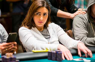 2015 World Series of Poker Main Event Has Only One Female Player Left